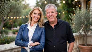 lisa hogan age